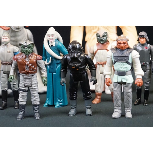 1658 - Star Wars - 26 Original Star Wars figures in play worn condition to include Ugnaught, 2 x Wicket, Pr... 