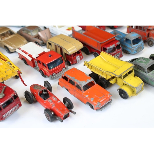 1387 - 40 Mid 20th C onwards play worn diecast models to include Matchbox, Budgie and Charbens featuring ro... 