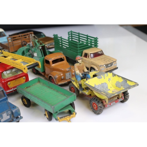 1390 - 22 Mid 20th C diecast models to include Spot On, Dinky & Corgi featuring road and commercial example... 