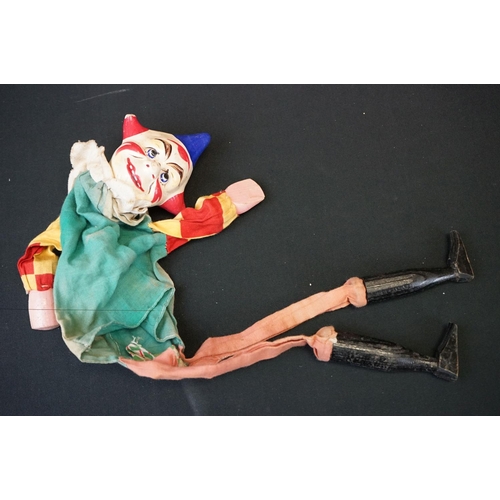 414 - JW S&S Spears & Son Bavaria puppet theatre plus a vintage clown puppet, boxed The Dukes of Hazzard e... 