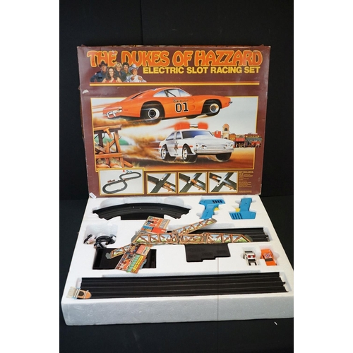 414 - JW S&S Spears & Son Bavaria puppet theatre plus a vintage clown puppet, boxed The Dukes of Hazzard e... 