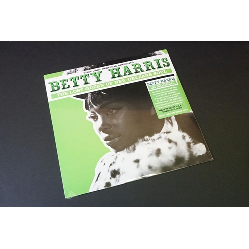 114 - Vinyl - 8 albums and one 12” Female Soul artists, re-issue albums, to include: Betty Harris – The Lo... 