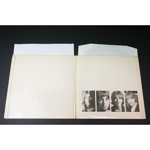 13 - Vinyl - The Beatles White Album PMC 7067/8 No.0041427 mono, top loader, no poster, 4 photos (Ringo b... 