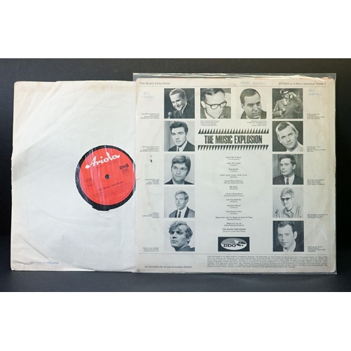 133 - Vinyl - 10 Original 1960s mainly Mod / Beat LPs to include The Yardbirds Five Live Yardbirds Vg/Vg, ... 