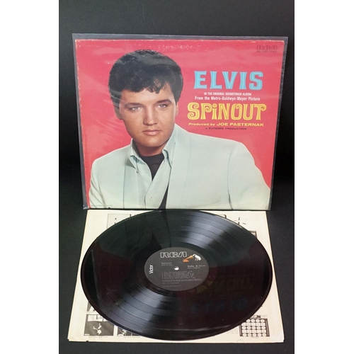 135 - Vinyl - 9 Elvis Presley albums (including 10