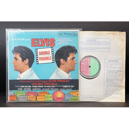 135 - Vinyl - 9 Elvis Presley albums (including 10