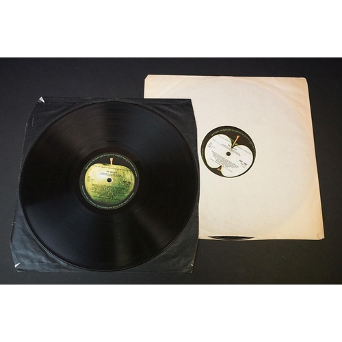 14 - Vinyl - The Beatles White Album PMC 7067/8 No. 0073492 mono, top loader, no poster or photographs, i... 