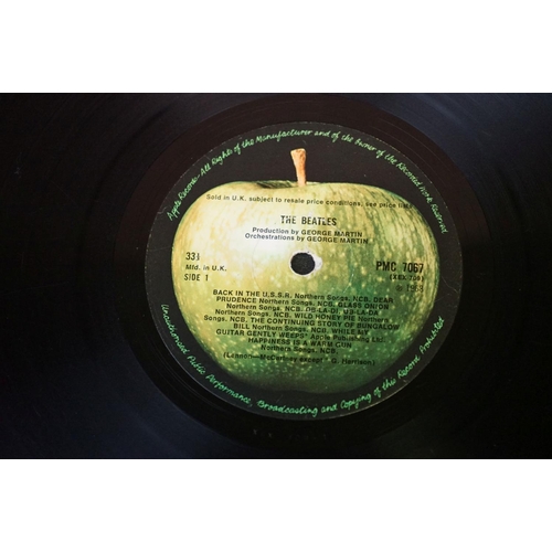 14 - Vinyl - The Beatles White Album PMC 7067/8 No. 0073492 mono, top loader, no poster or photographs, i... 