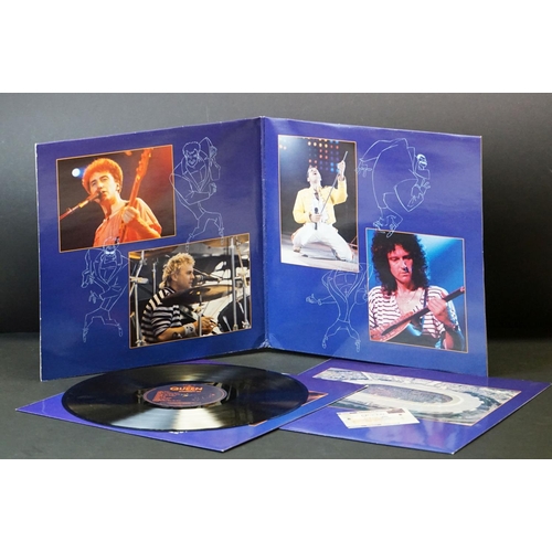 19 - Vinyl - Queen Live At Wembley '86 double LP (Parlophone – PCSP 725).  Gatefold sleeve has corner fol... 