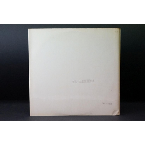 4 - Vinyl - The Beatles White Album PMC 7067/8 mono No. 0169908, top opener, black inners, 1 poster and ... 