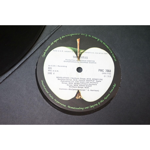 4 - Vinyl - The Beatles White Album PMC 7067/8 mono No. 0169908, top opener, black inners, 1 poster and ... 