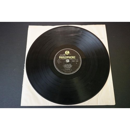 40 - Vinyl - 2 The Beatles LPs to include A Hard Days Night (PMC 1230) sleeve Vg/vinyl G, and 1967-1970 d... 