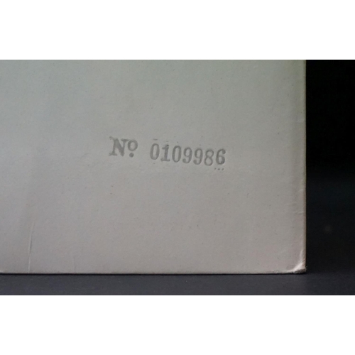 5 - Vinyl - The Beatles White Album PMC 7067/8 mono No. 0109986, top opener, black inners, 1 poster and ... 