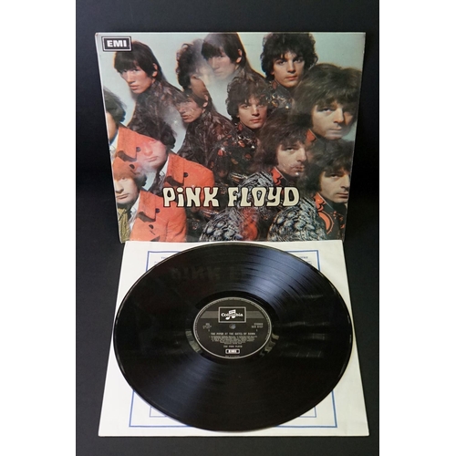 7 - Vinyl - Pink Floyd 2 copies of The Piper At The Gates Of Dawn to include SX 6157 blue & silver Colum... 