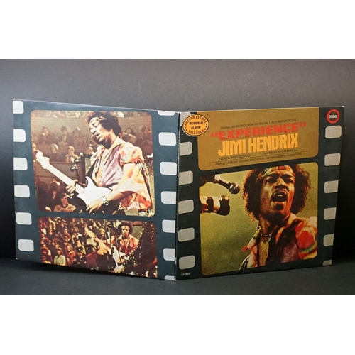 92 - Vinyl - 7 Jimi Hendrix LPs to include Rainbow Bridge (soundtrack), Smash Hits, Isle Of Wight, Band O... 