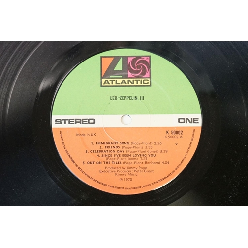 93 - Vinyl - 5 Led Zeppelin LPs to include Two (K40037) green & orange labels, Three (K50002) green & ora... 