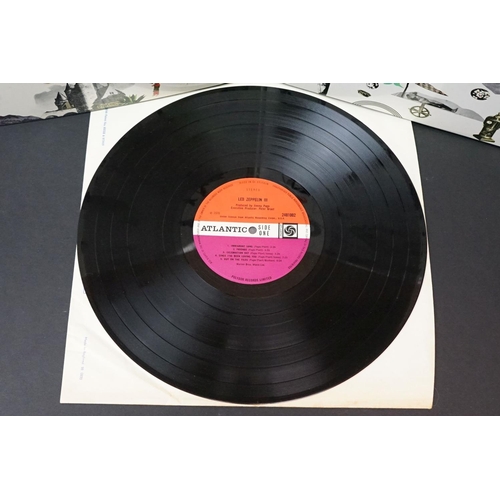 94 - Vinyl - 5 Led Zeppelin LPs to include One (K40031) green and orange labels, Two (588198) plum labels... 