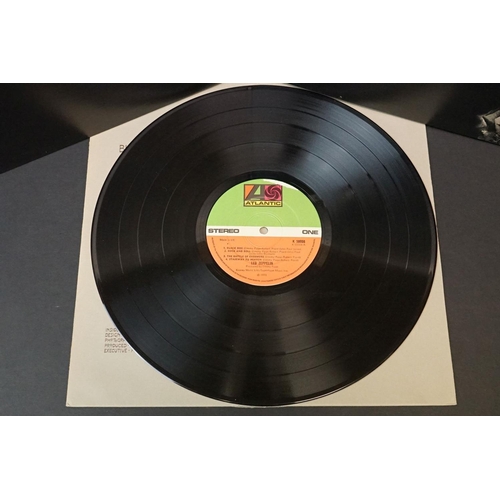 94 - Vinyl - 5 Led Zeppelin LPs to include One (K40031) green and orange labels, Two (588198) plum labels... 