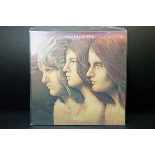 326 - Vinyl - 28 Emerson Lake & Palmer / Moody Blues LPs spanning both bands careers.  Condition varies bu... 