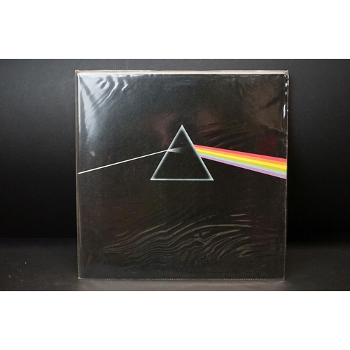 329 - Vinyl - 17 Pink Floyd LPs spanning their career including Dark Side Of The Moon, The Wall, Meddle, R... 