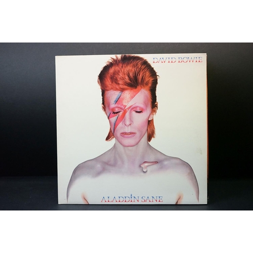 334 - Vinyl - David Bowie 10 12