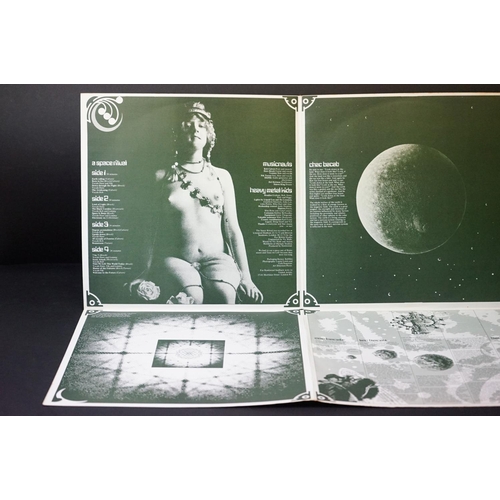 43 - Vinyl - Hawkwind Space Ritual double LP (UAD 60037/8) fold out sleeve with inners.  Sleeve & vinyl V... 