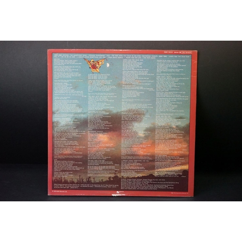 51 - Vinyl - 2 Kate Bush LPs to include The Kick Inside (EMC 3223) and Never For Ever (EMA 794) sleeves &... 