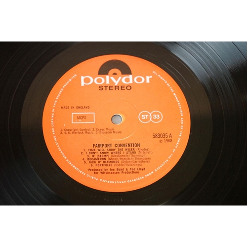 64 - Vinyl - Fairport Convention self titled on Polydor 583 035.  Stereo pressing.  Fully laminated sleev... 