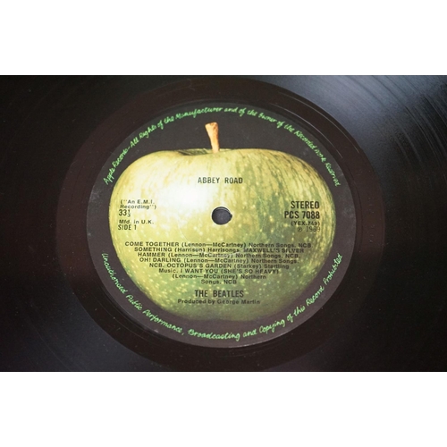 168 - Vinyl - 4 The Beatles early stereo pressing LPs to include Rubber Soul (PCS 3075) The Grampohone Co ... 