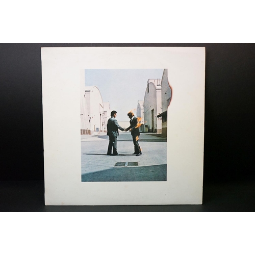 174 - Vinyl - 2 Pink Floyd LPs to include Dark Side Of The Moon (SHVL 804) right side opener, 1 poster, st... 