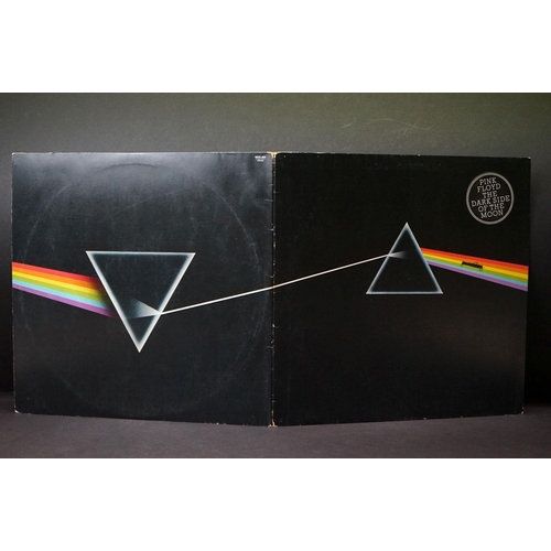 174 - Vinyl - 2 Pink Floyd LPs to include Dark Side Of The Moon (SHVL 804) right side opener, 1 poster, st... 