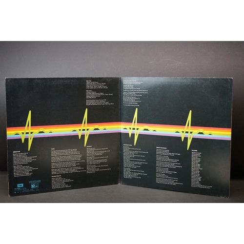 174 - Vinyl - 2 Pink Floyd LPs to include Dark Side Of The Moon (SHVL 804) right side opener, 1 poster, st... 