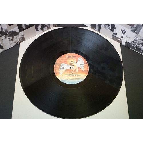 186 - Vinyl - 5 Led Zeppelin / Robert Plant LPs to include Presence (SSX 59402), Coda (A0051), Houses Of T... 