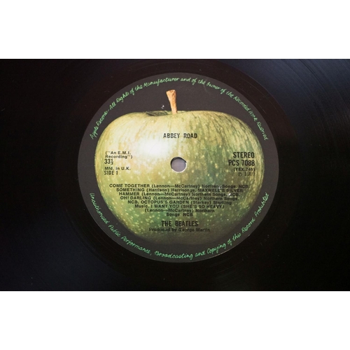 192 - Vinyl - 2 The Beatles LPs to include Let It Be (PCS 7096) stereo pressing, and Abbey Road (PCS 7088)... 