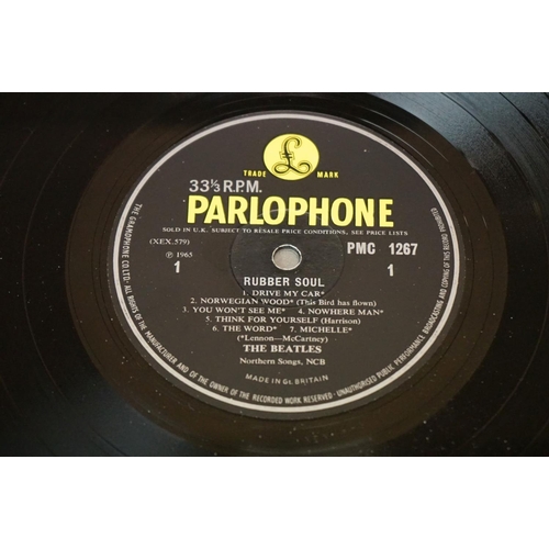 194 - Vinyl - The Beatles Rubber Soul PMC 1267.  The Gramophone Co Ltd and Sold In UK to label, matrices X... 