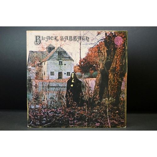 197 - Vinyl - 2 Black Sabbath LPs to include Self Titled on Vertigo (VO6) large swirl label with Dunbar cr... 