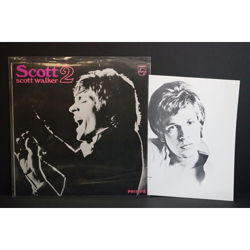 549 - Vinyl - 5 original UK Scott Walker LPs to include Scott 4 Vg/Ex, Scott 2 Vg+/Vg+ (with insert), Scot... 