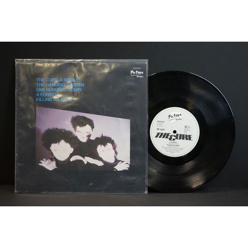 554 - Vinyl - The Cure - 1 album, 2 12”s and 1 10” to include Kiss Me, Kiss Me, Kiss Me (Original UK Doubl... 