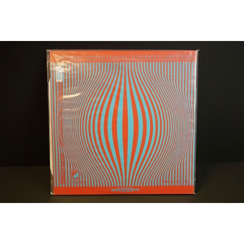 576 - Vinyl - Black Angels 3 Limited Edition albums by this new Psych Group to include Directions To See A... 