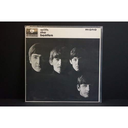 636 - Vinyl - 6 The Beatles LPs to include Please Please Me (PMC 1202), With The Beatles (PMC 1206), A Har... 