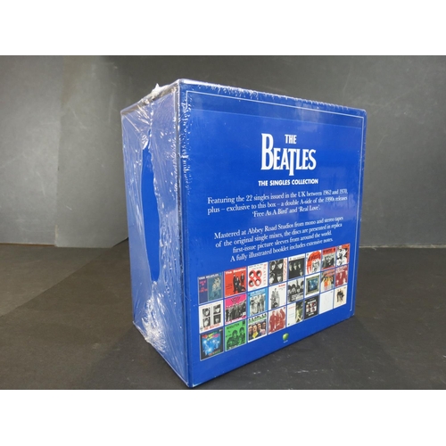 764 - Vinyl - The Beatles Single Collection box set (Apple/UMG 0602547261717) 2019 release.  Sealed