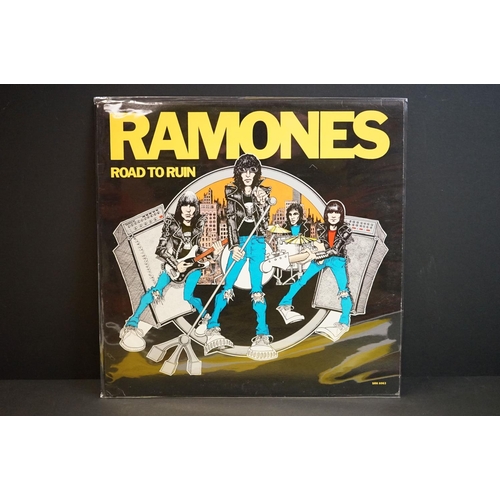 567 - Vinyl - 4 The Ramones LPs to include Ramones (Original UK 1976 1st pressing, Sire Records, 9103 253)... 