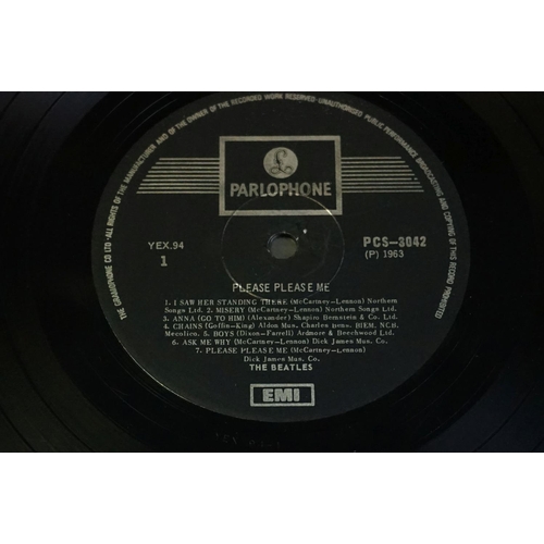 637 - Vinyl - 4 The Beatles LPs to include Please Please Me (PCS 3042) stereo with silver and black boxed ... 