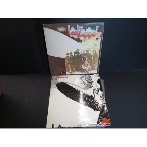 708 - Vinyl - Two Led Zeppelin LPs to include II (921021) Super-Group Volume 4 pressing with orange and pu... 