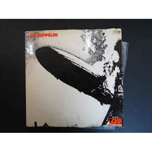 708 - Vinyl - Two Led Zeppelin LPs to include II (921021) Super-Group Volume 4 pressing with orange and pu... 