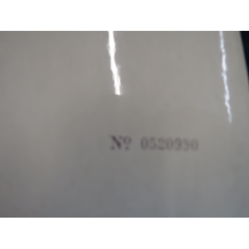 717 - Vinyl - The Beatles White Album PCS 7067/8 No.0520990 top loader, 1 poster, 4 photos, black inners. ... 