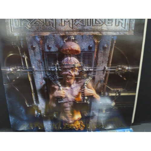 725 - Vinyl - 2 Iron Maiden LPs to include The X Factor double LP on EMI 7243 8 35819 1 7 clear vinyl Ex, ... 