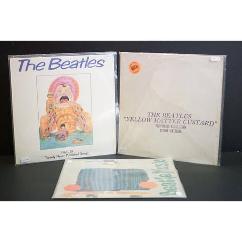 667 - Vinyl - 3 The Beatles LPs to include Yellow Matter Custard (Trade Mark Of Quality BBL 513) orange vi... 