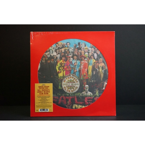 668 - Vinyl - The Beatles Sgt Pepper limited edition picture disc.  New stereo mix by Giles Martin.  Seale... 