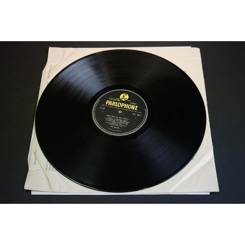 676 - Vinyl - 6 The Beatles LPs to include Please Please Me (PMC 1202) The Gramophone Co Ltd and Sold In U... 